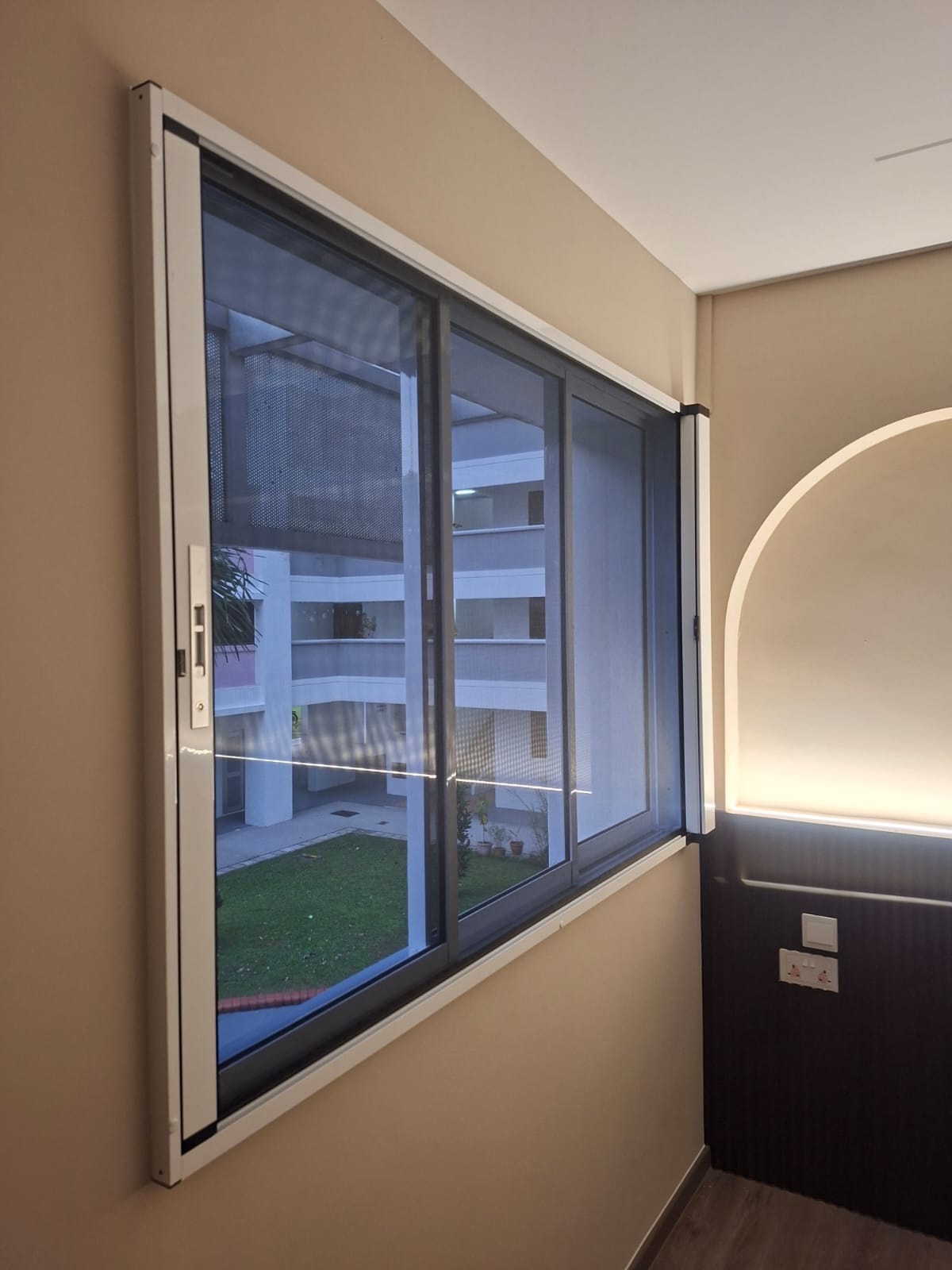 pet friendly blind singapore - durable window solution